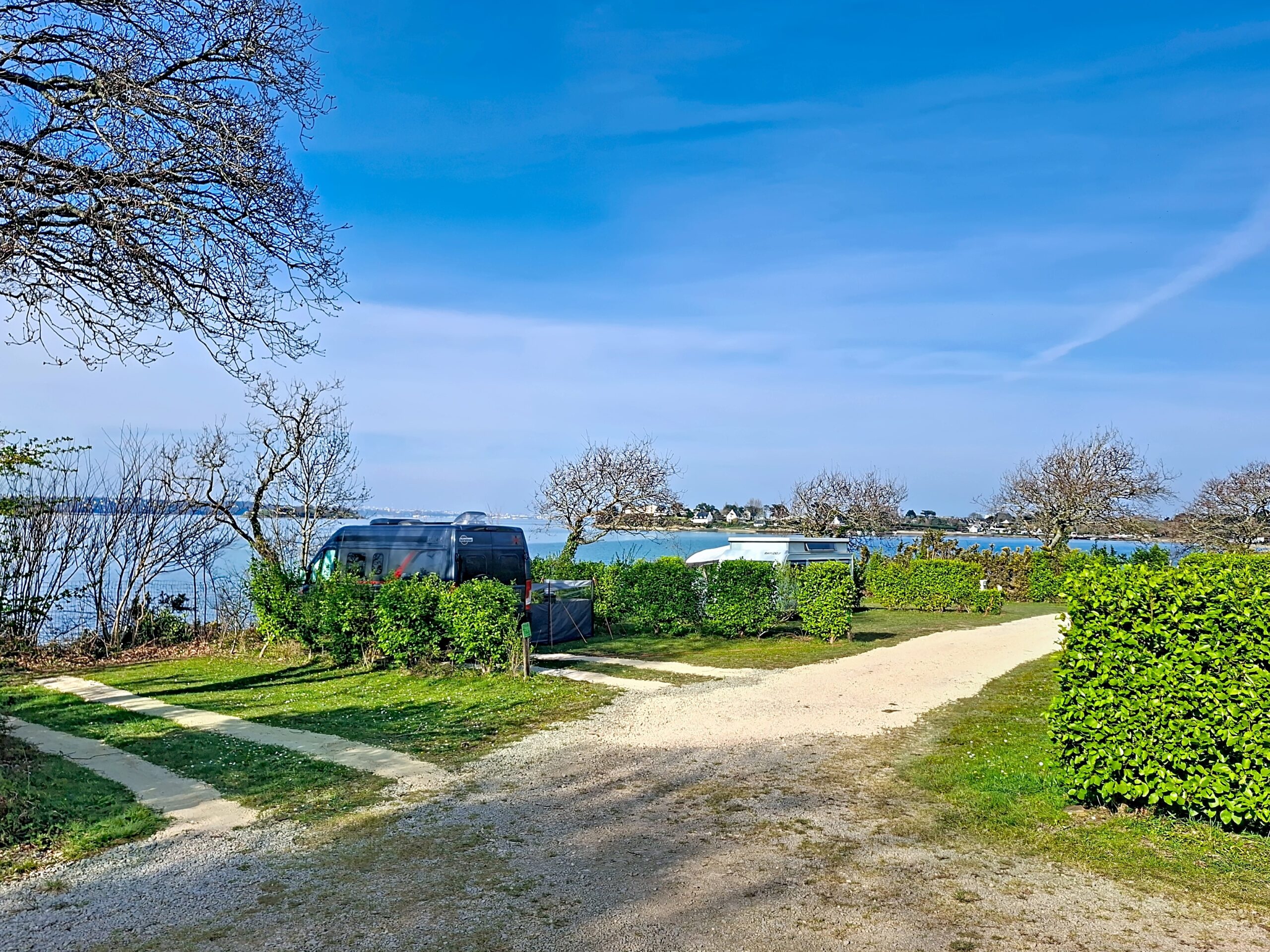 Camping Les pieds dans l&rsquo;eau